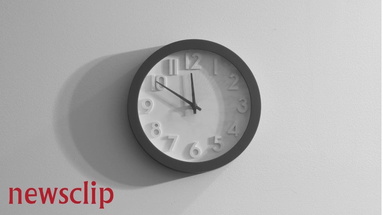 Utilising peak time slots in media monitoring